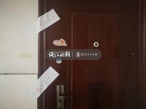 ����һ�����ڱ������ڼ����� Ů��������˫��̥