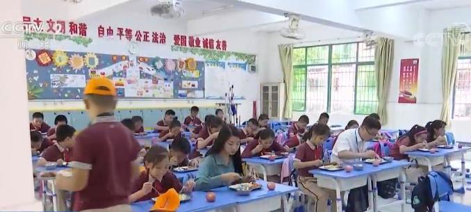 教育部等五部门联合发布通知 农村义务教育学校食堂不得对外承包