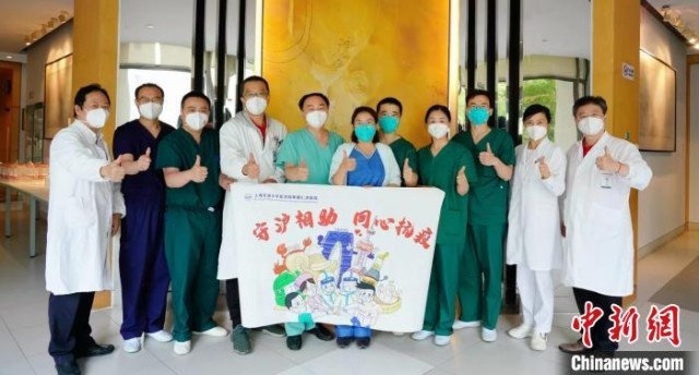 ���Ϻ�ս��¼������Ԯ��ҽ��̤�Ϸ��̻�����������ͬ�ĺ���ս��