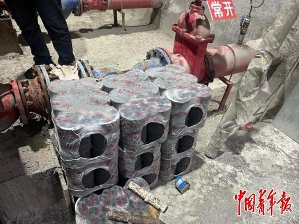 中央安全生产考核巡查组在贵州发现——一小区电梯违法使用近两年 重大事故隐患就在身边(图2)