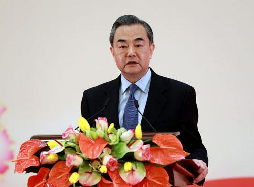 王毅部长在外交部2018年新年招待会上的致辞
