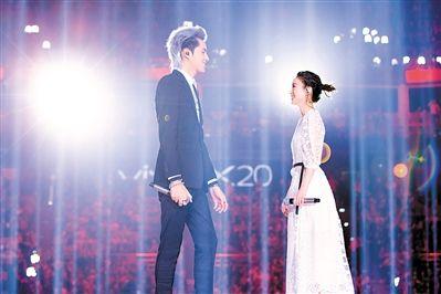 怎么搜明星演唱会 W020180102324720304301.jpg