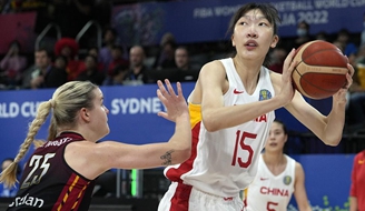 �й�Ů��սʤ����ʱŮ�� С��ڶ�������ǿ.jpg