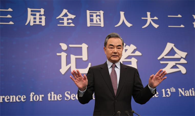 外交部长王毅就中国外交政策和对外关系答记者问.jpg