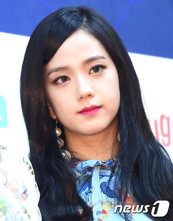 "gaon chart music awards"红毯照汇总 exo,got7等