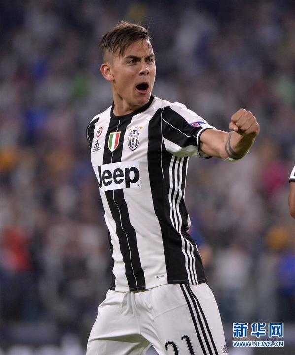 足球欧冠尤文胜巴萨组图