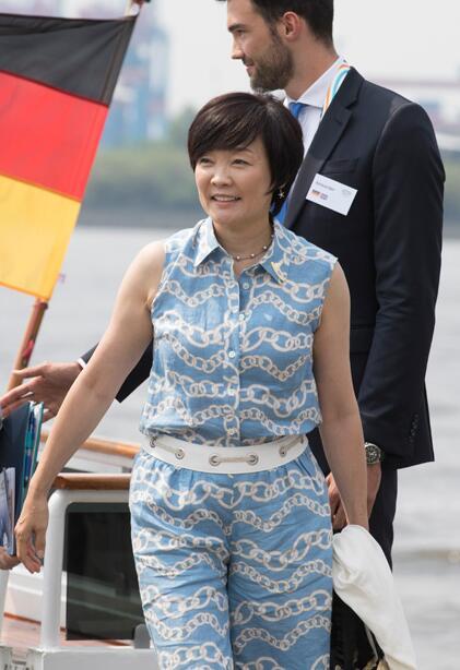 英语太差还是讨厌特朗普安倍昭惠不愿意讲英文引争议