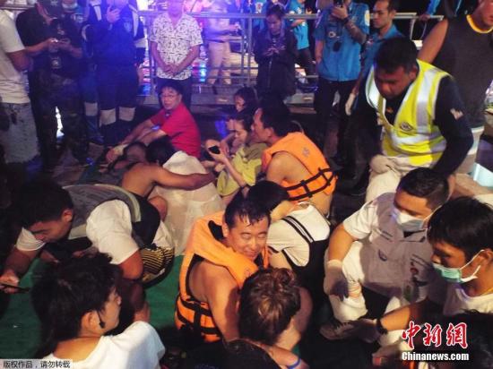 泰翻船事故致50名中国游客失踪 将展开水下空