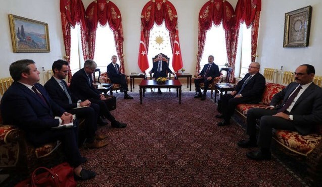 �����䲻���� ����롰��Լ���ж�Զ.jpg