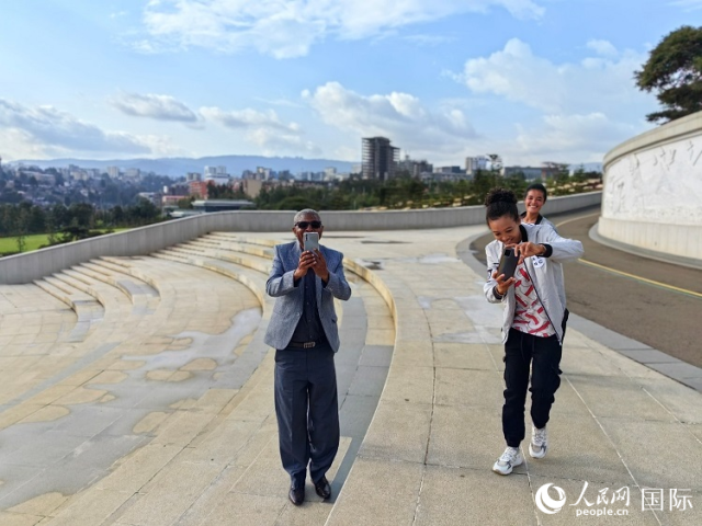 �ǵ�˹�Ǳ�������㳡���ο������������߻��������������� ��������