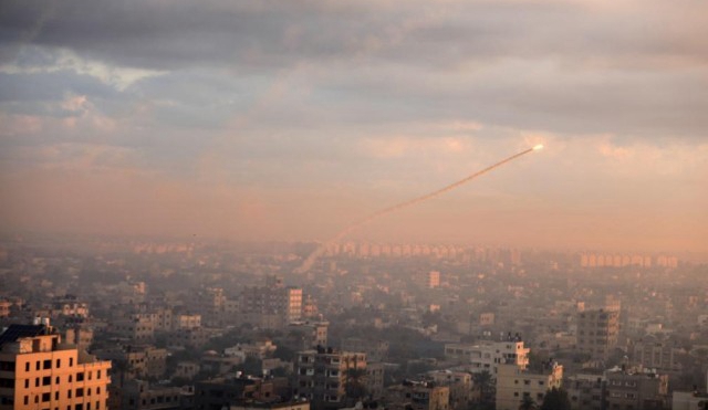 “5000枚火箭弹”！以色列进入“战争状态”