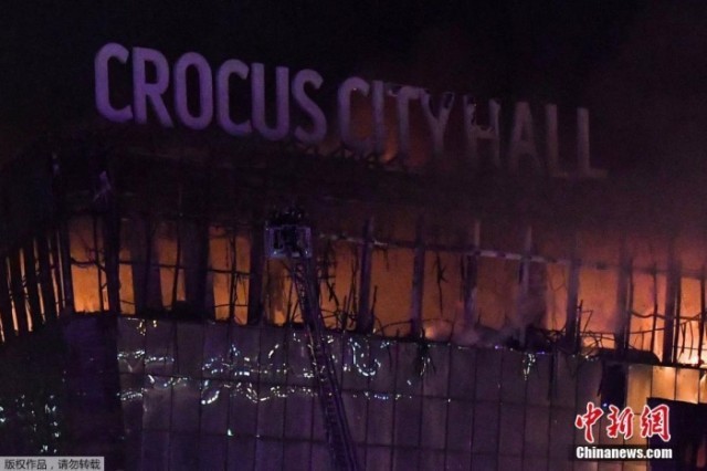当地时间3月22日,俄罗斯首都莫斯科近郊克拉斯诺戈尔斯克市一音乐厅发生枪击事件,造成严重人员伤亡。