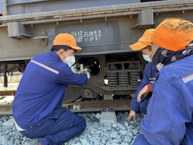 资讯有故事丨从破纪录到常态化 中老铁路助力“一带一路”跑出“加速度”