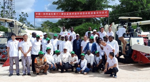 资讯有故事丨中国农业专家:将“致富的种子”播撒在科特迪瓦田间地头