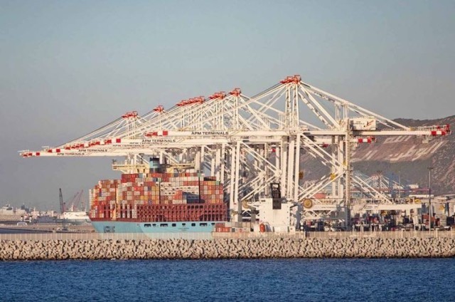 ����Ե��ͻ�Ǹ���ȫ�򾭼����������ȷ�����ء�