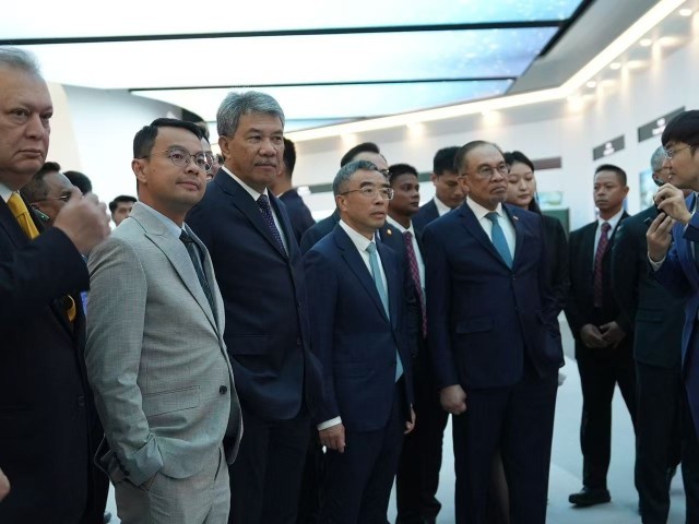 11��7�գ�����ϣ�����������������������߶�һ���ڱ����ιۡ����ܷ��߹�ͼ��