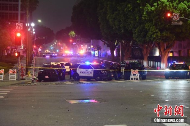 ����ʱ��6��9���賿��������������������ɼ��������ȫ�����ϣ�����ȫ����װ�ľ����ڽ�ͷͨ�����䡣8�գ���ɼ�������ı������Ѳ��Ƿ������ж�����ʾ�����������������ڻ�������Ϯ���ˣ���ʮ�������߱�������ɼ���о���ֵ���������ɼ�������ĵĿ���ȫ��Ϊ�Ƿ����ᣬ��ͨ���罻ý��Ҫ�����ߡ����������뿪���������򡱡� <a target='_blank' href='/'><p  align=