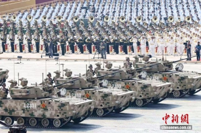 9月3日,纪念中国人民抗日战争暨世界反法西斯战争胜利80周年大会在北京天安门广场隆重举行。<a target='_blank' href='/'><p align=