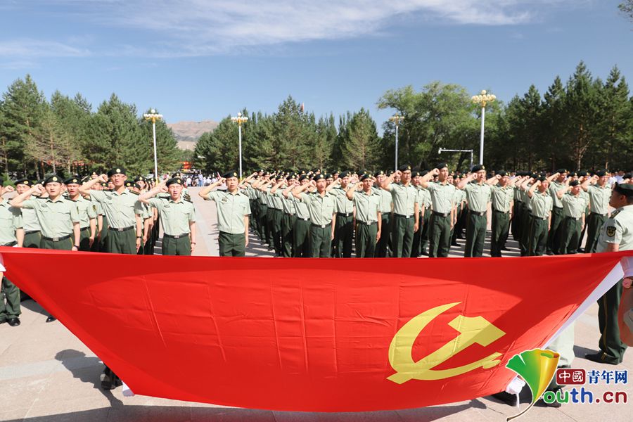 毕业季,让忠诚的誓言在祖国边疆回响