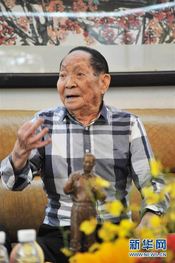 从"80后"变"90后"的袁隆平许下生日愿望