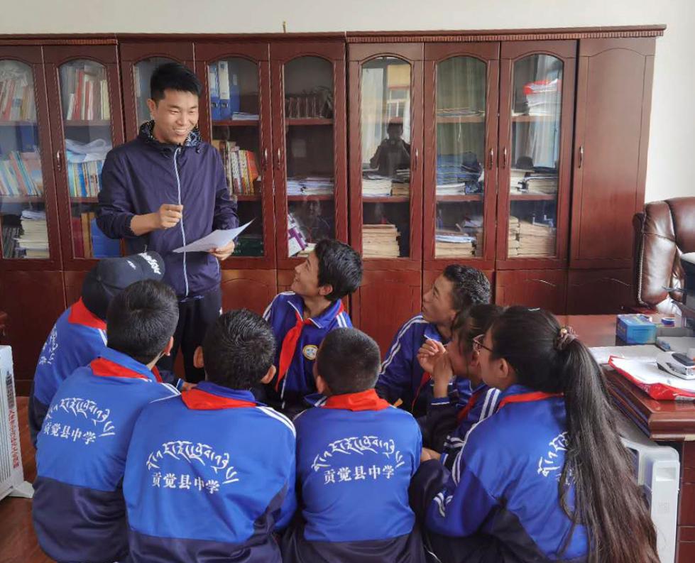 此爱跨山海山海亦可平一位天津80后援藏教师的青春之歌