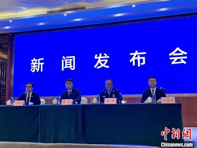 �������ѣ�Ѱ���������������к���������Ҫ�ɻ��к�