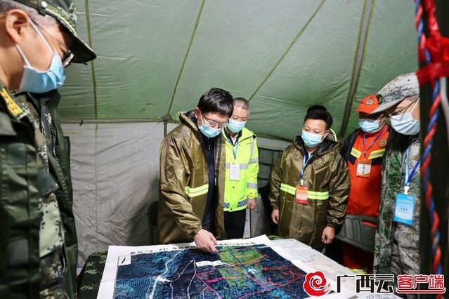 3月24日上午,"3·21"东航mu5735航空器飞行事故国家应急处置指挥部