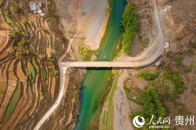 �����µĺ�Ԫ���幰�š������� Ϳ����