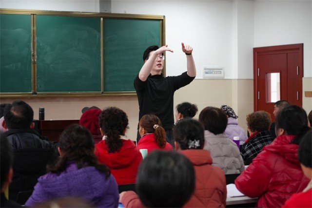 ����ʡ�Ž����Ϫ�������ѧ������ʦ����˳���ڽ������ּ��ɡ������� �����