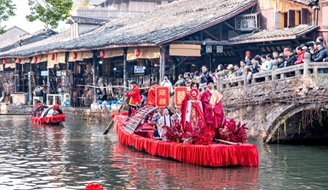 �ӵ��Ž�ӭ��æ �ŷ�������س�.jpg