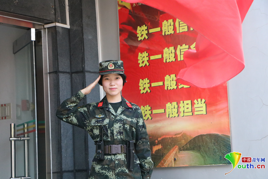 北京军区女兵图片图片