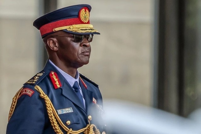 肯尼亚总统证实国防军司令因军机坠毁丧生