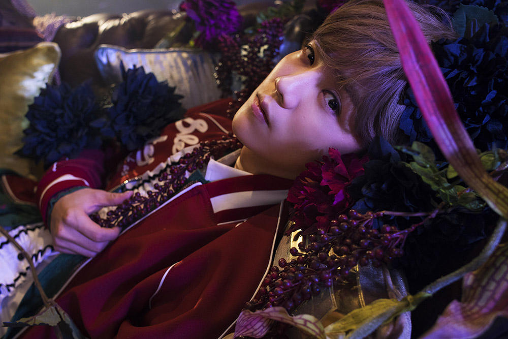 鹿晗mv花絮上线销量破326万(图)