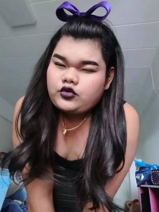 泰国丑女人图片