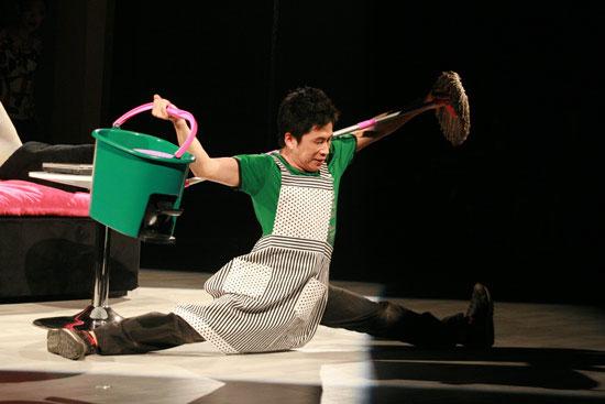 演员卢野:玩话剧不赚钱 要拿现实去养梦