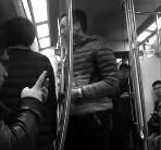 男子地铁辱骂两女:口出无言秽语 并有地域歧视