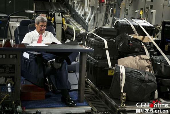 国务卿与货一起运 盘点美国二号人物出访寒酸座驾