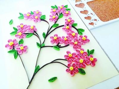 做一幅中世纪的衍纸画