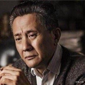 包小柏撞脸育良书记网友:太像了!