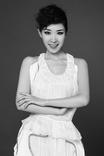 当今大众传媒中女性畸形形象的社会学反思