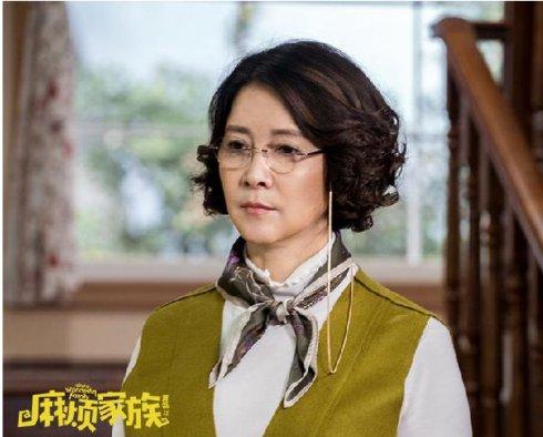 80年代的女神高峰时退隐经商年过花甲重返银幕风采依旧