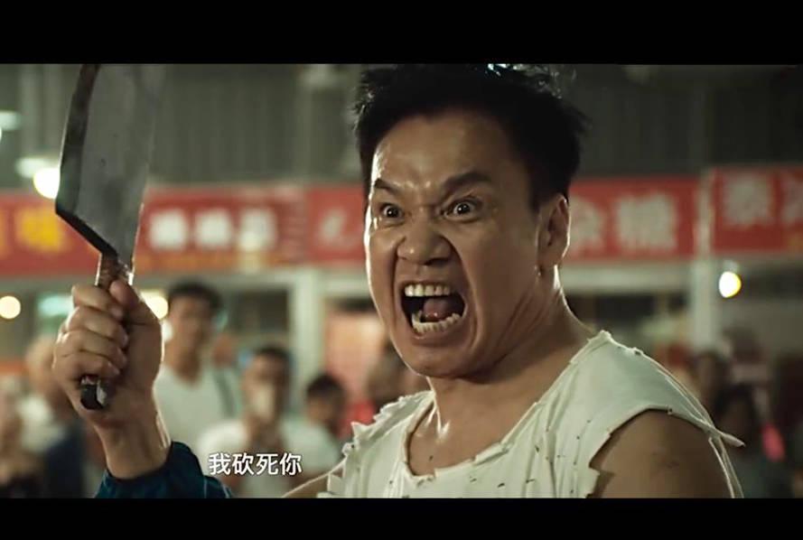 他在tvb跑了30年龙套去美国被众筹请去演男一号