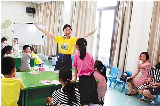 公益作文讲座走进新塍镇图书馆