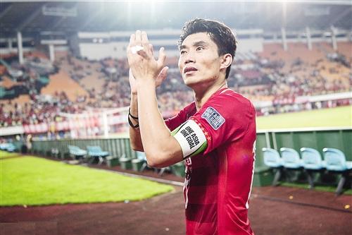 中国少年u12足球队名单_中国五人足球队名单_中国足球队长郑智