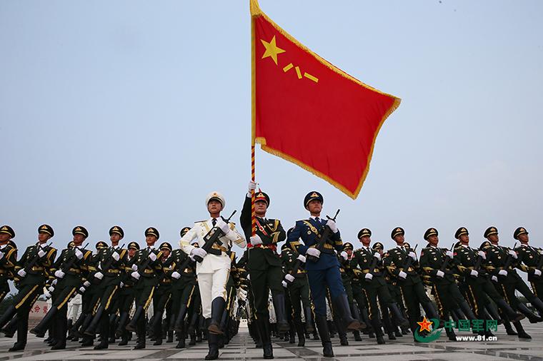 特朗普羡慕中国阅兵图片