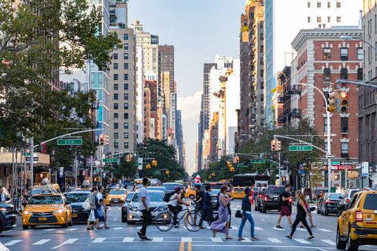 房价高、物价高、税收高 美国人正在搬离纽约