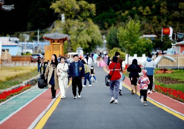 �ⶫ��ɾ�����Ľ��������췽��ͼ