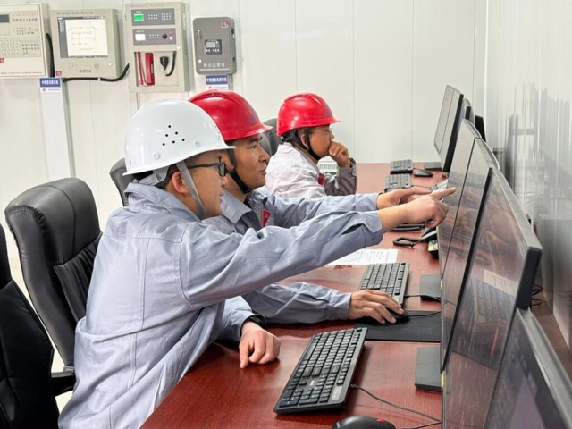 ����Ŀ�������ڣ�������Աʵʱ�������������������뷢����������������� ��������