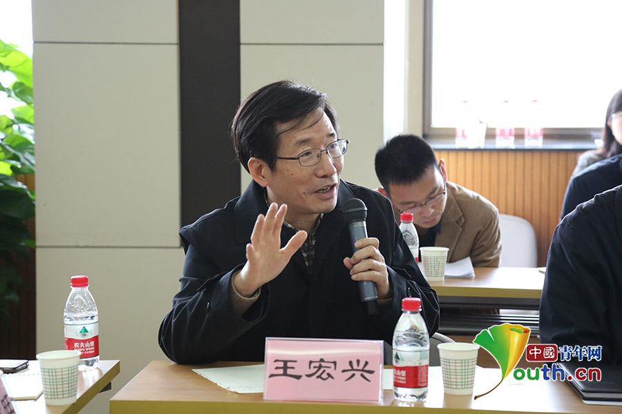 西安交大师生热议十九大报告勇担历史新使命振奋开启新征程