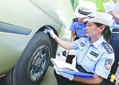 赵丽颖等人遇警察临检忘带身份证你遇到此类情况该咋办